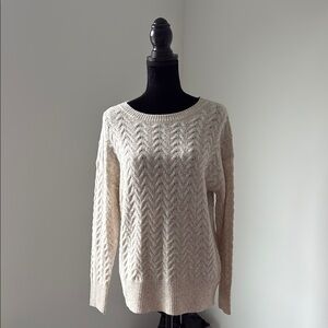 NWOT   Cream Crew Neck Cable Knit Sweater.